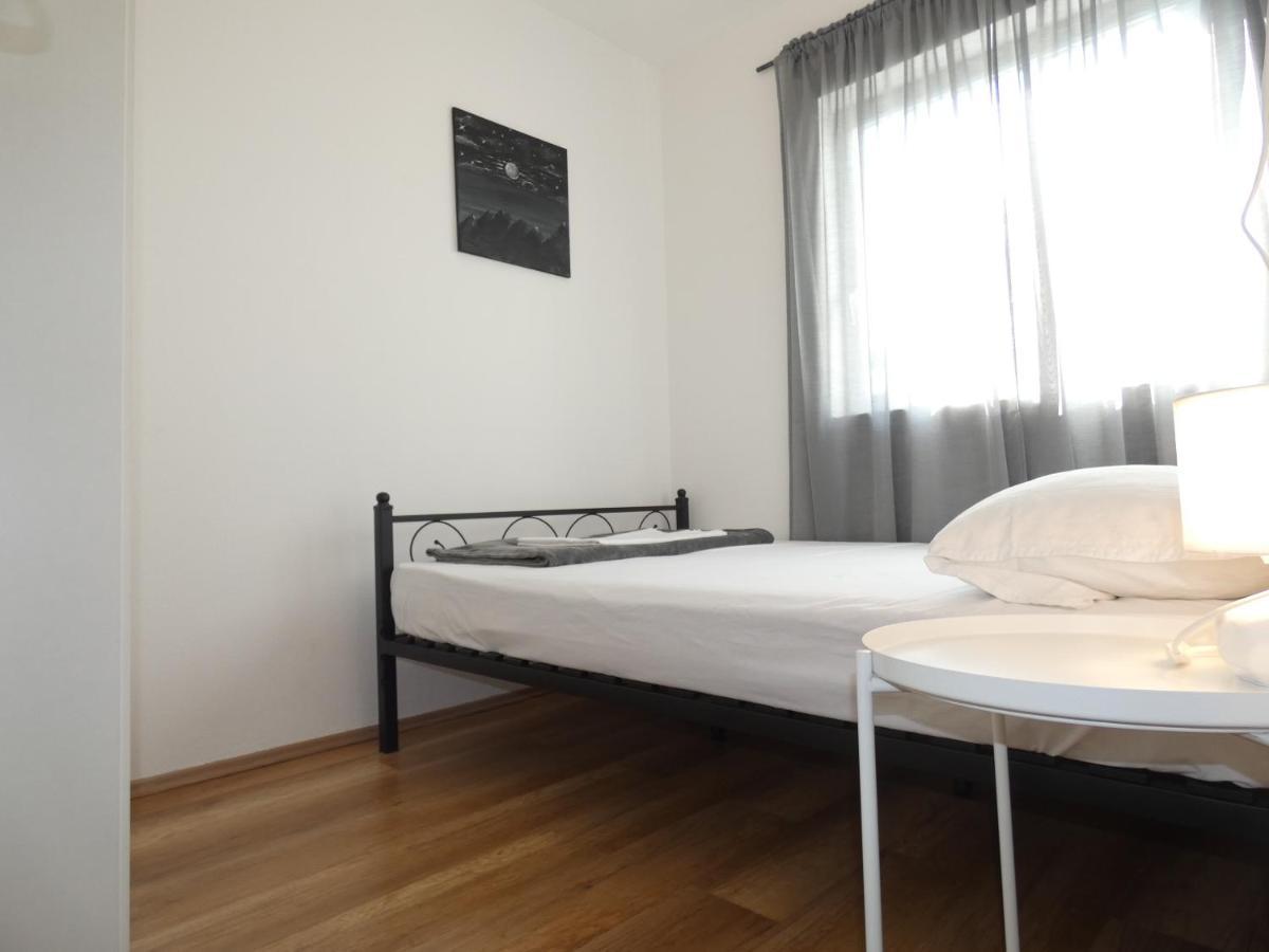 יסניצה Holiday House Sia מראה חיצוני תמונה